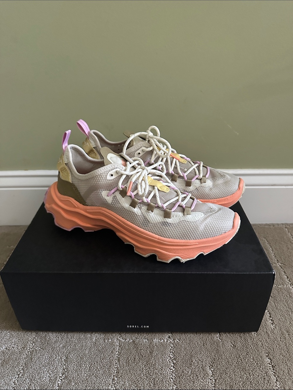 Sorel Kinetic Breakthru Tech Lace Sneakers in the Chalk, Paradiso Peach size 9.5